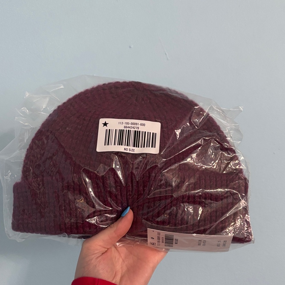 Abercrombie & Fitch Burgundy Knit Beanie
